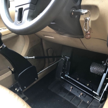 توفير أداة قيادة محمولة لذوي الإعاقة