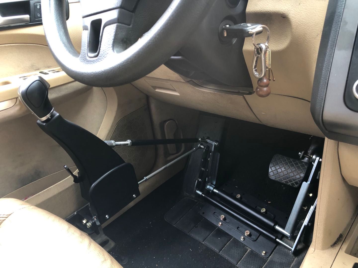 توفير أداة قيادة محمولة لذوي الإعاقة